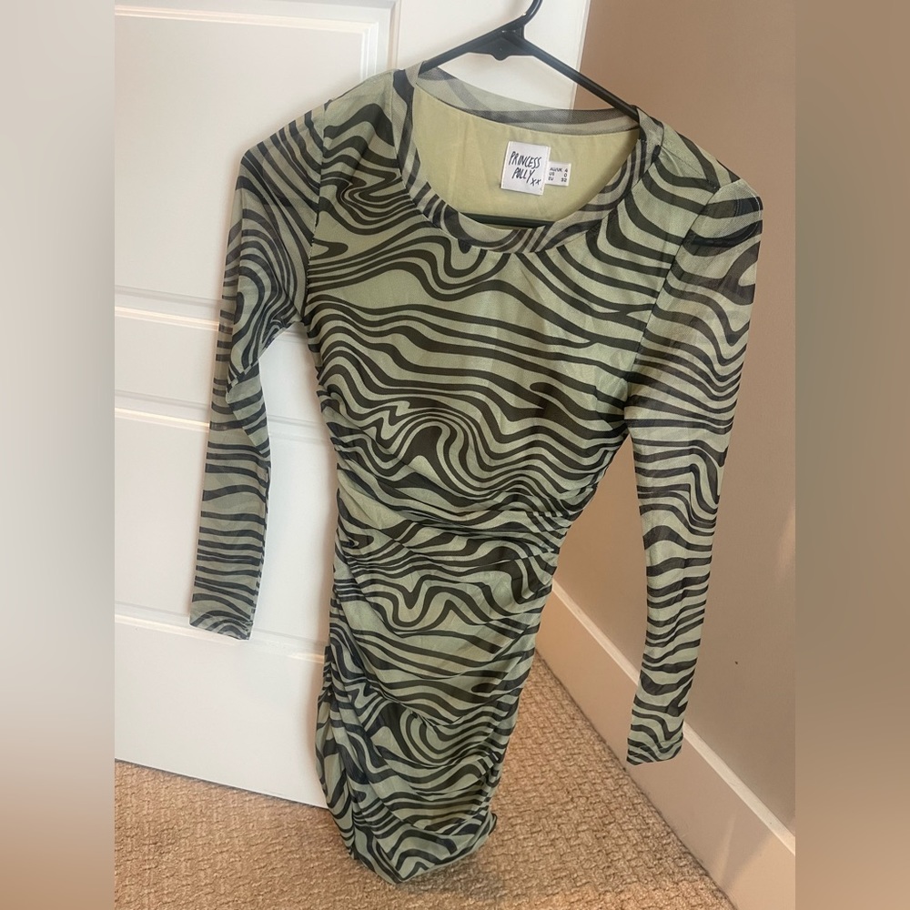 princess polly green and black dress